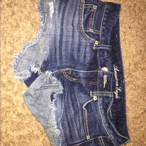 Shorts - Picture 1 of 2