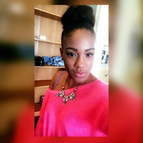 Meet your Posher, Ketyra - Picture 1 of 1