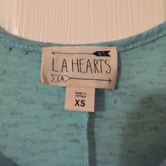 Blue Tank Top w/ an Adorable Lace Detailed Bottom - Picture 3 of 3