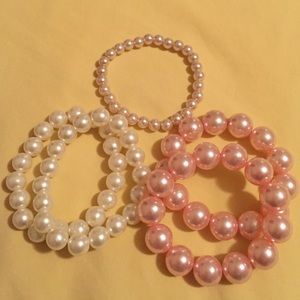Multicolored elastic pearl bracelets