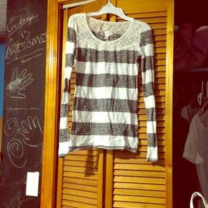 Comfy long sleeve yet fancy