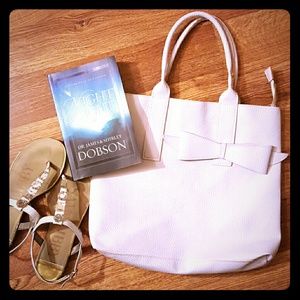 White Purse/Tote with Bow