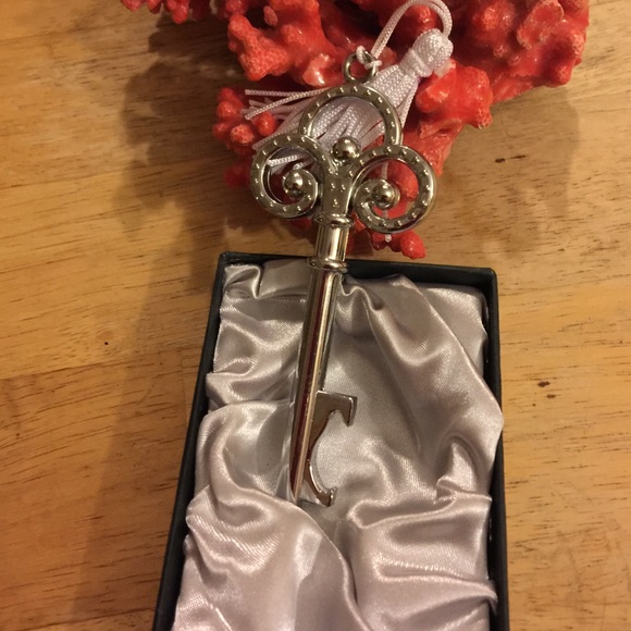 Key Pendent - image 1