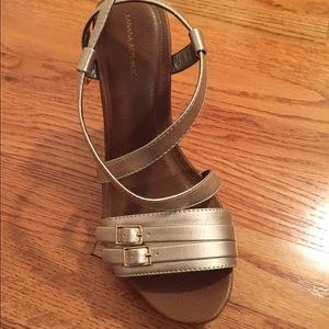 NWT Cuban Wedge - Metallic
