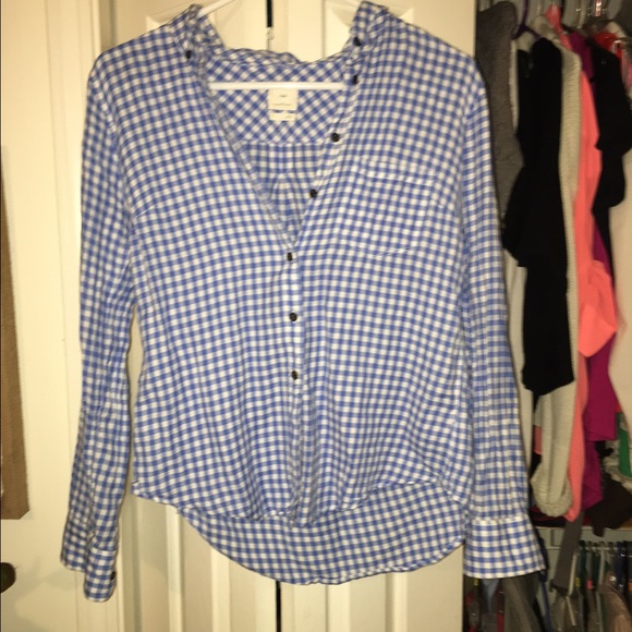GAP blue gingham button up! - Picture 2 of 2