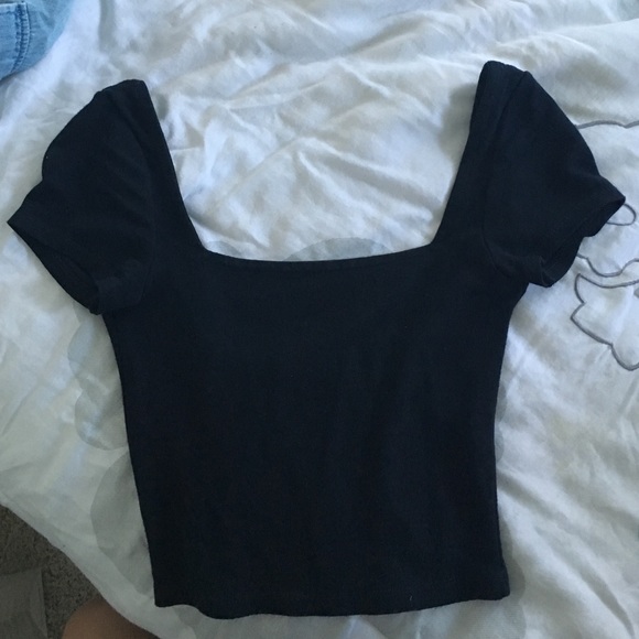 Black cropped top