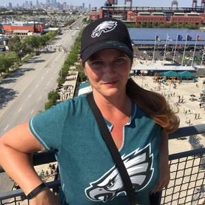 Meet your Posher, Dena