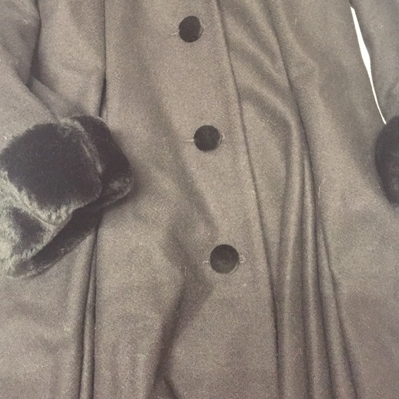 Trilogi Collection Faux Fur Lined Hooded Coat. - Picture 2 of 4
