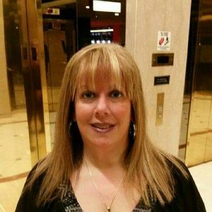 Meet your Posher, Michele