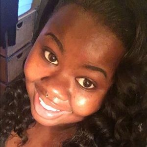 Meet your Posher, Laquita