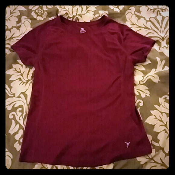 Old Navy Activewear top