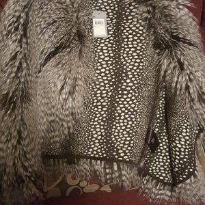 GUESS FUR VEST-NEVER WORN