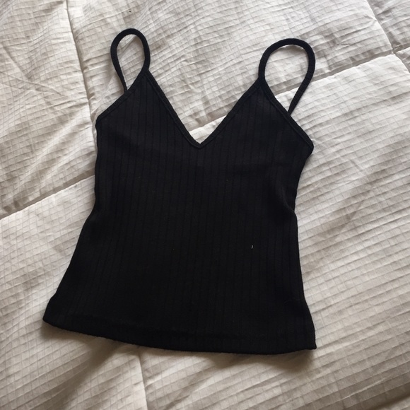 Cropped v neck Brandy tank