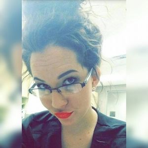 Meet your Posher, Whitney