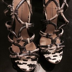 BCBGMAXAZRIA-Strappy Sandal