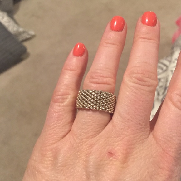 SOLD!!!!!     Authentic Tiffany's Ring size 7 - Picture 1 of 2