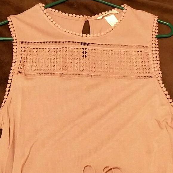 Delicate pink tie dress