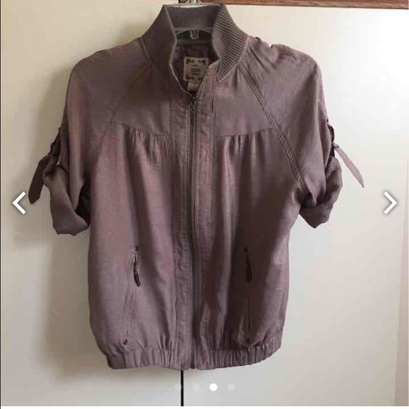 Jacket - Picture 3 of 4