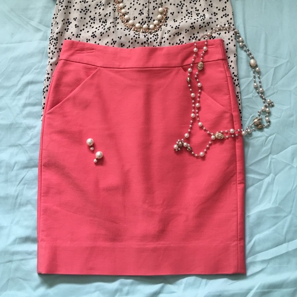 J.CREW PENCIL SKIRT IN DOUBLE-SERGE SIZE 2P