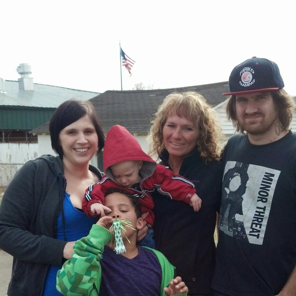 Meet your Posher, Patricia - Picture 1 of 1