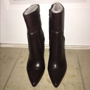 Nine West short boots