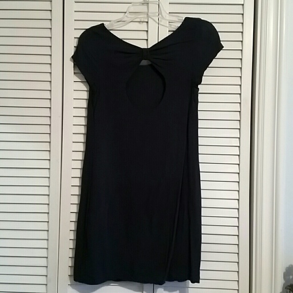 Simple summer dress - Picture 2 of 2