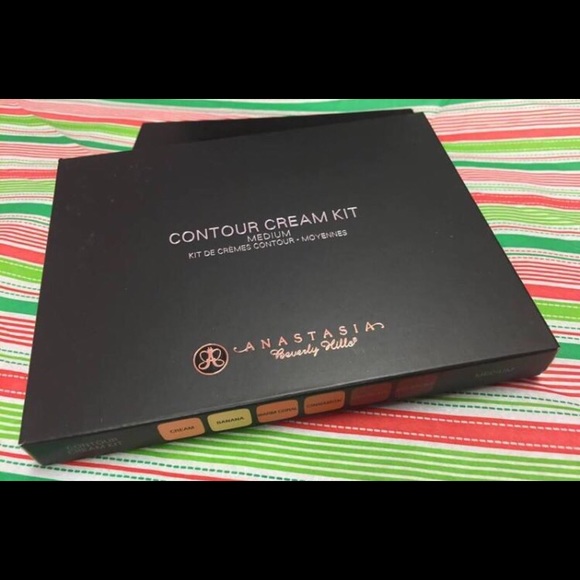 Anastasia contour kit MEDIUM - Picture 1 of 3