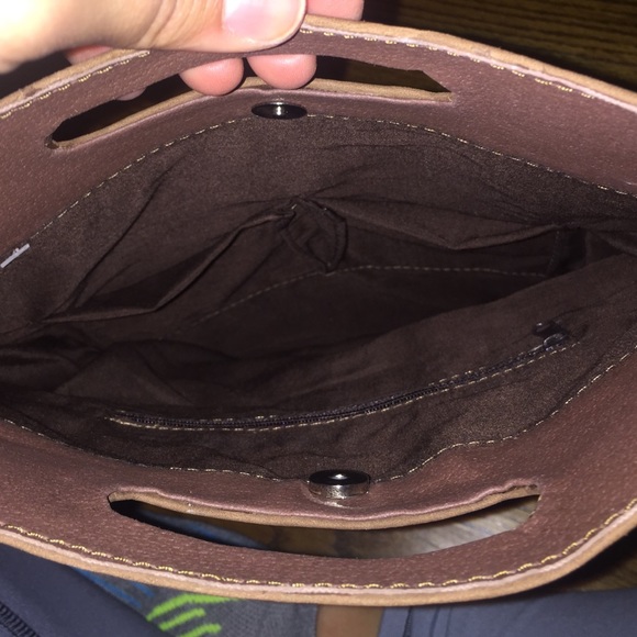 Expandable MultiColor Clutch - Picture 3 of 3