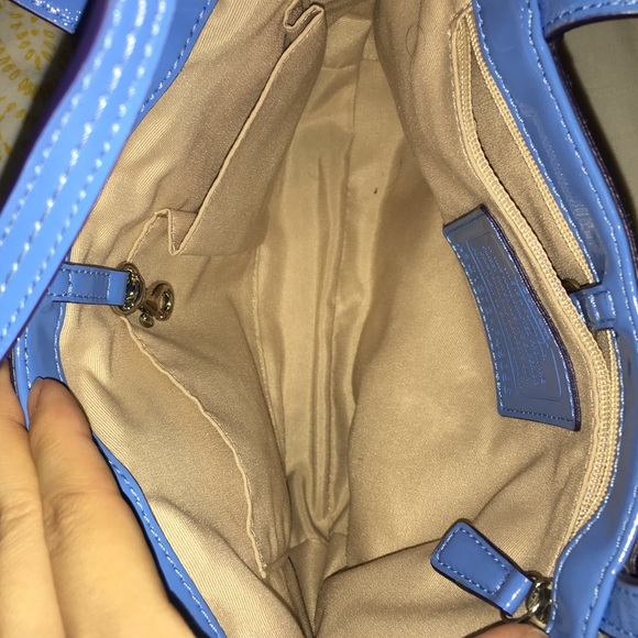 Coach mini bag💦 - Picture 2 of 4
