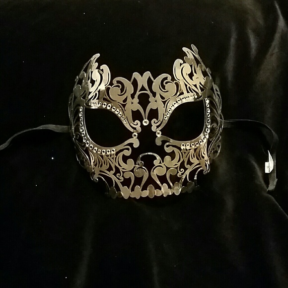 MASQUERADE COSTUME  MASK / HALLOWEEN MASK / PARTY MASK