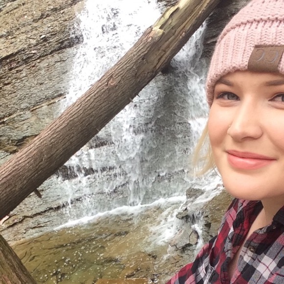 Meet your Posher, Kelsi