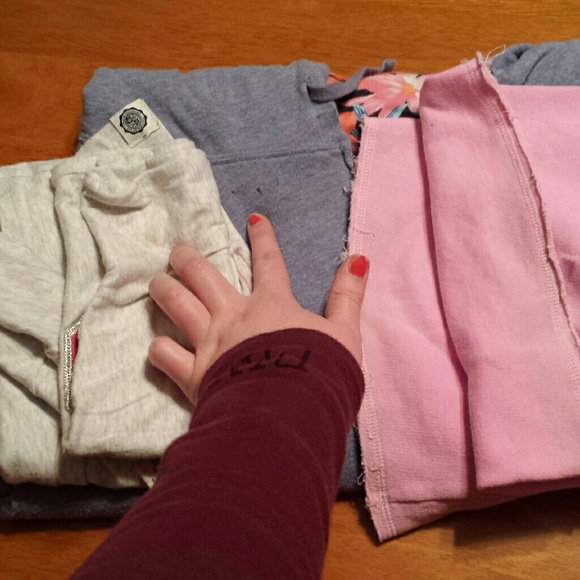 VS Pink Bundle - Picture 2 of 3