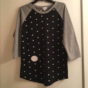 🌟Final Price- LulaRoe Randy Tee Black w/ Dots