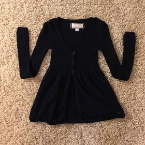 American Eagle navy blue sweater