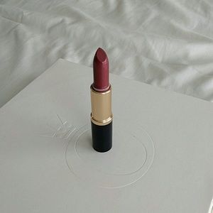 NWOT Estee Lauder Lipstick