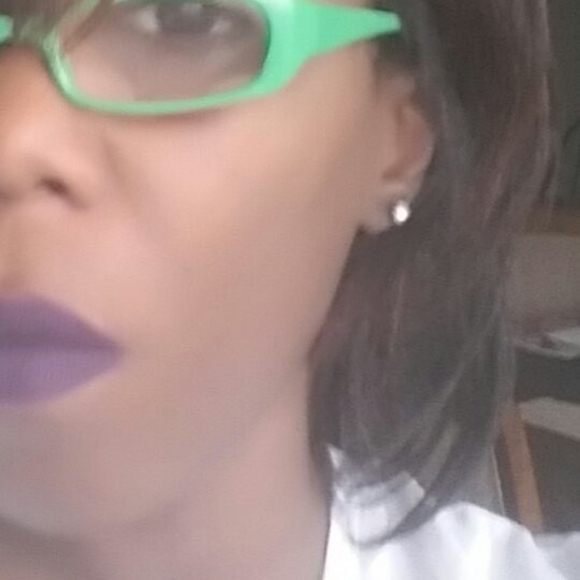 Meet your Posher, Camille