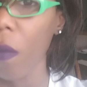 Meet your Posher, Camille