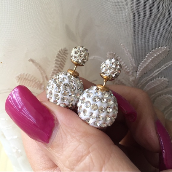 🍸2/$15 Double Fireball Double Side Earrings - Picture 4 of 5