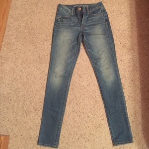 American Eagle High Rise Jeans