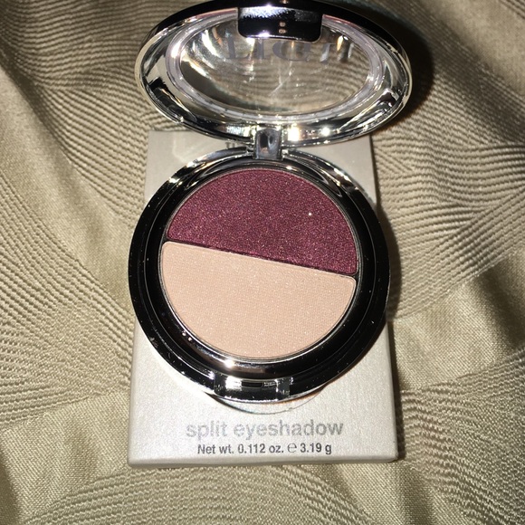 TIGI split eyeshadow