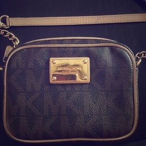 Michael Kors crossbody
