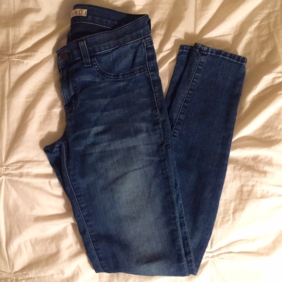 J BRAND denim leggings. Super skinny fit size 27 - Picture 1 of 4