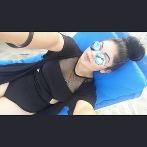 Meet your Posher, Janet