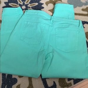 Gap, mint green capris