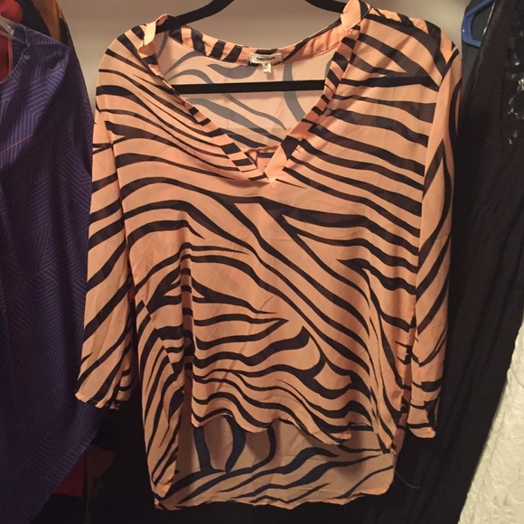 Adorable Blouse!