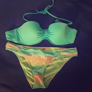 Victoria's Secret bikini