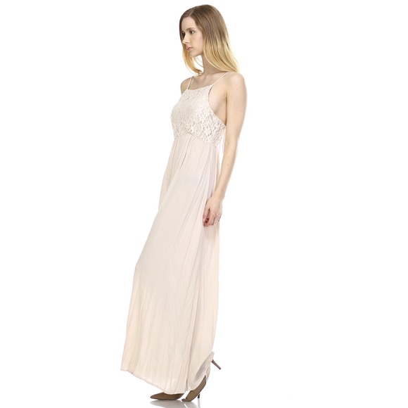 🌸SUMMER SALE🌸Lace maxi dress - Picture 2 of 3