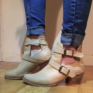 Forever 21 cutout booties!