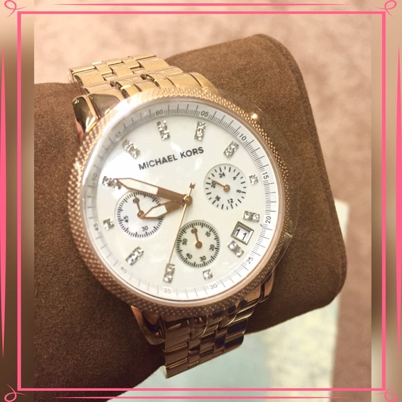 Authentic MK Watch 5026 - Picture 1 of 4