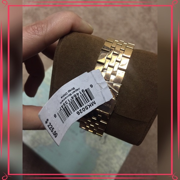 Authentic MK Watch 5026 - Picture 3 of 4